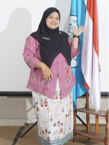 Desya Arizka Nur Fadillah, S.Pd